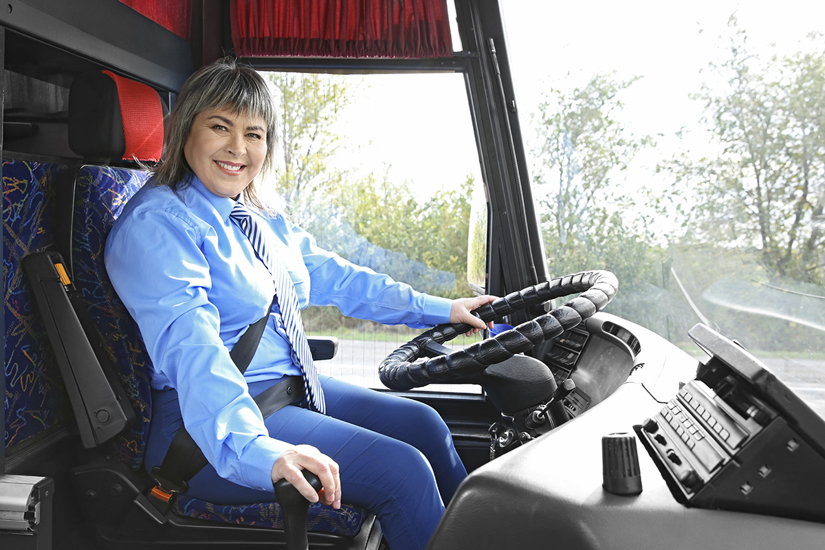 Kvinnlig busschaufför