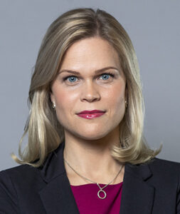 Paulina Brandberg (L)