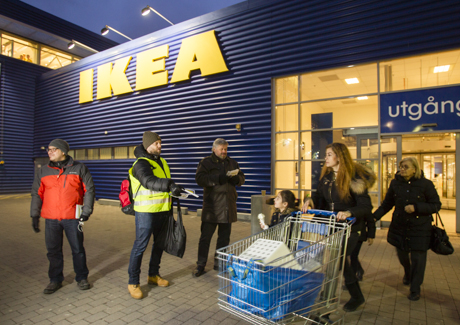 Transport genomför en protestaktion mot Ikea.