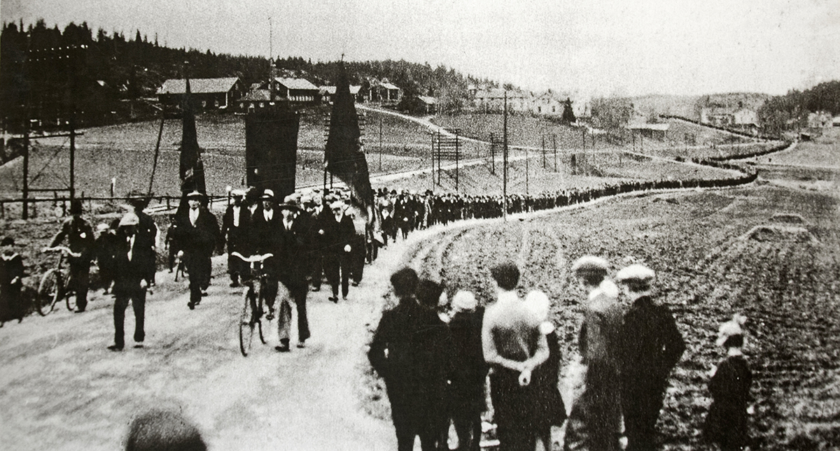 Ådalen. Demonstrationståget på väg mot Lunde, 14 maj 1931.