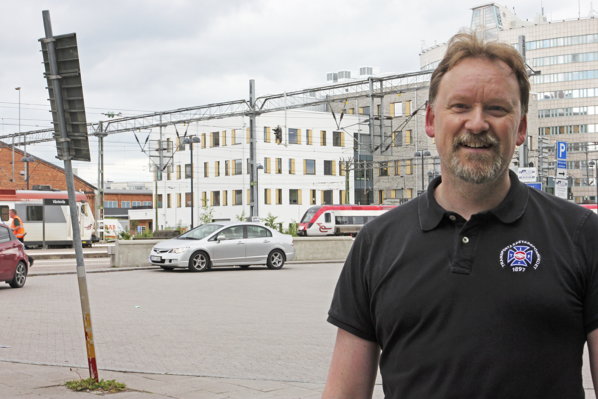 Någon flytt till Stockholm blir inte aktuell om Joakim Borg blir invald för Socialdemokraterna i riksdagen. Han stannar i sin valkrets, Västmanland. Foto Kristina Sjöberg