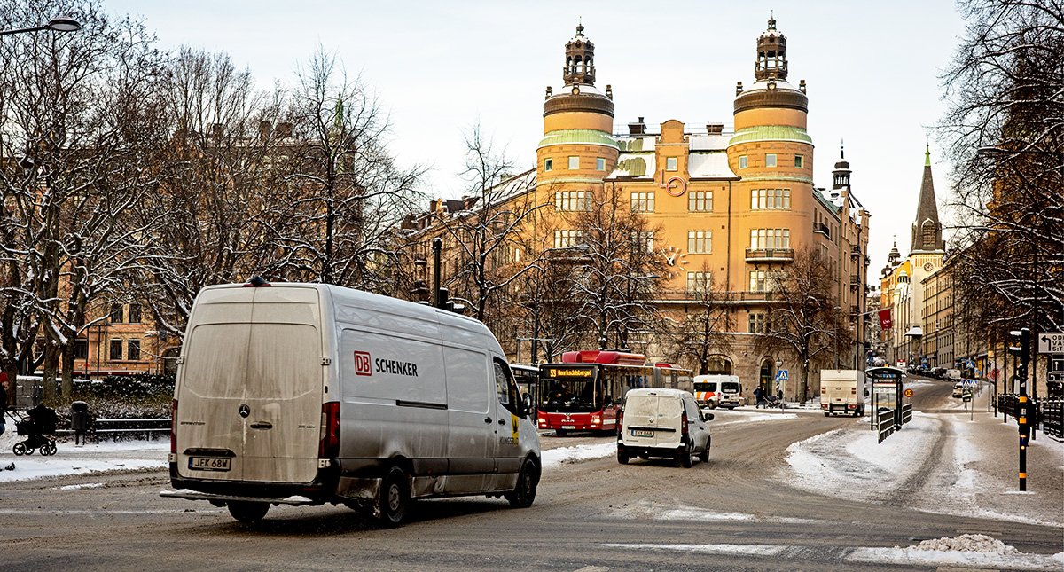 De äldre och etablerade stora transportföretagen har i regel kollektivavtal. De nya bolagen har facket inte lyckats skriva avtal med ännu.