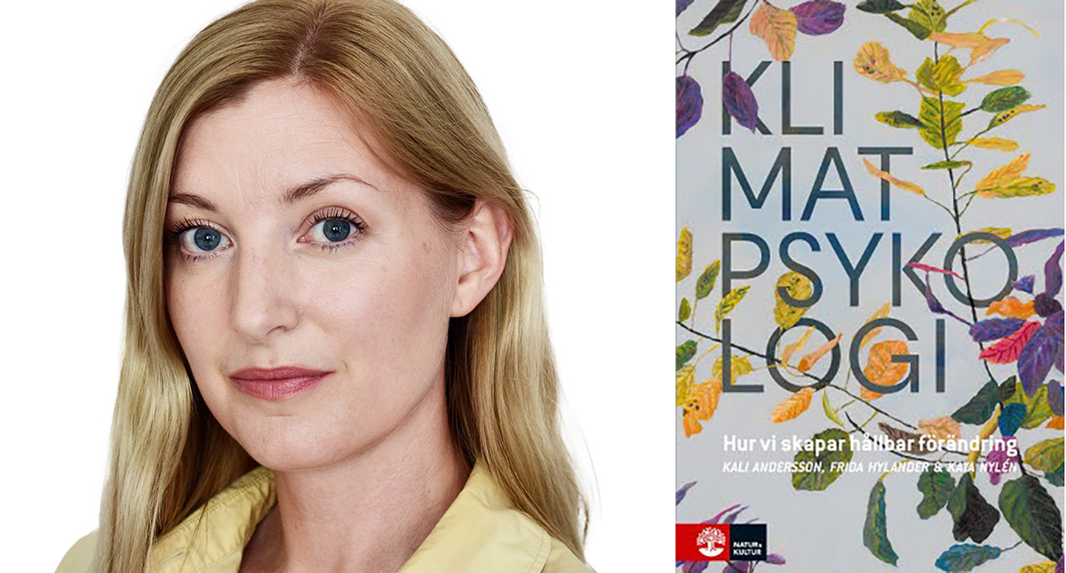 Blond kvinna och ett bokomslag.