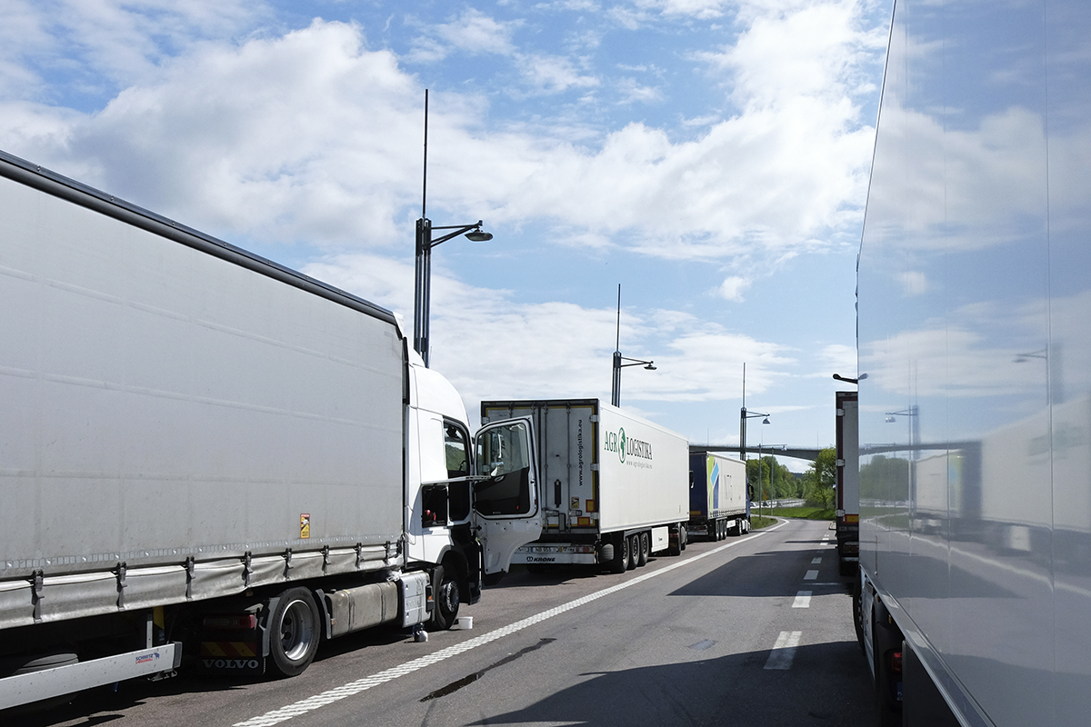 Ingen vet exakt hur många rumänska förare som befinner sig i Sverige. Men rumäner näst polacker är den största förargruppen på den internationella europeiska marknaden – 150 000 kör runt i länder utanför det egna. Foto: Hanna Strömbom