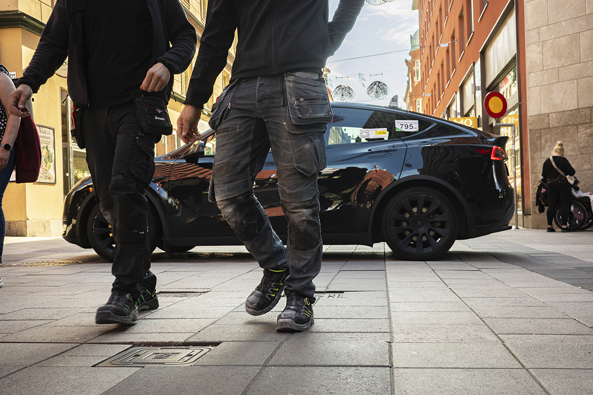 Snart börjar de nya reglerna för a-kassan gälla. För den som är arbetslös i mer än hundra dagar innebär det oftast betydligt mindre pengar i plånboken.