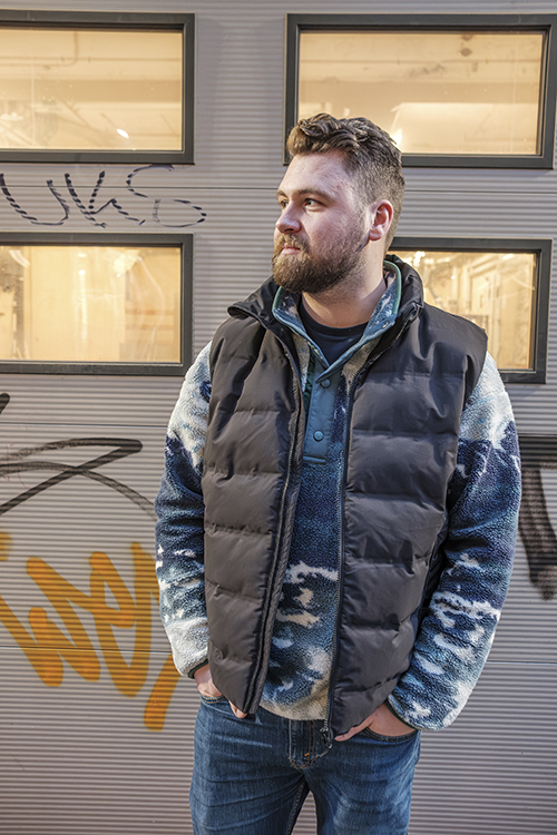 Jonas Elfqvist sökte till Idol och kom med. Under tävlingen pausade han chaufförsjobbet. Foto: John Antonsson