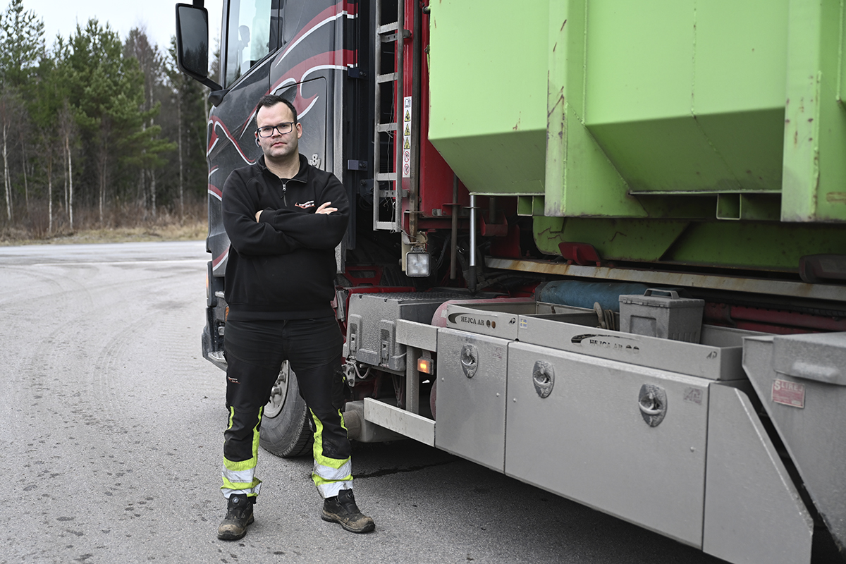 Tack vare en rutinundersökning upptäckte Joakim Thylén att han i princip var blind på ena ögat. Foto: Tove Norrisson