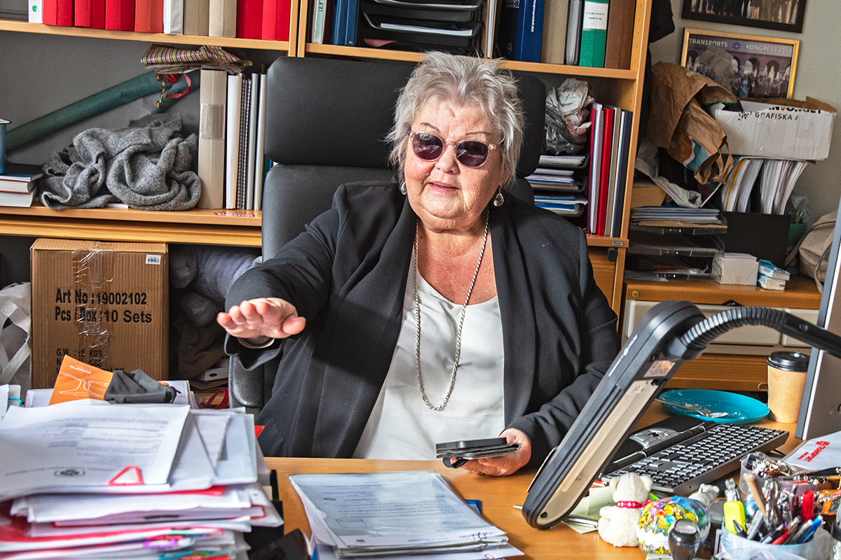 ”Det kommer alltid komma människor i ledande ställning som vill ha makt. Men man ska inte tro att man är förmer än andra. Makten kommer underifrån”, säger Karin Peterson som nu lämnat förbundsstyrelsen i Transport. Foto: Justina Öster